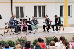 IMG-ddffbaec07a3cf296c4aa2d8cc8eb939-V