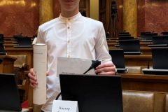 IMG-4d8c11ce4b5349061aa563581d7ddb48-V